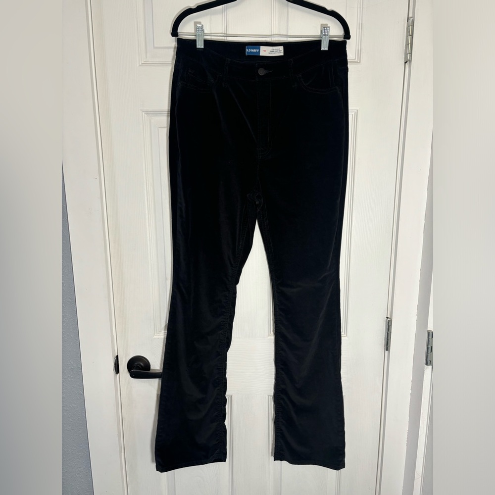 Old Navy Women’s Extra High-Rise Velvet Bootcut Pants